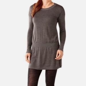 SMARTWOOL Tabaretta Sweater
Dress Merino Wool Blend size Medium